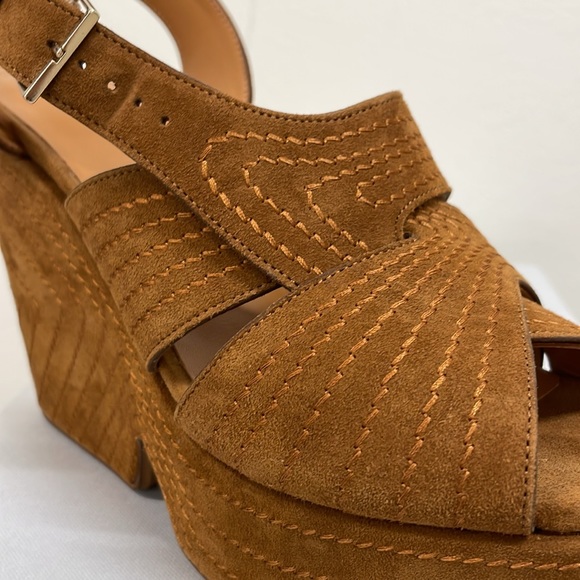 NWT Robert Clergerie Darlene Platform Suede Sandals MSRP $695 - Picture 8 of 9